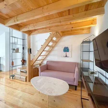 Rosa Appartamento Lisbona